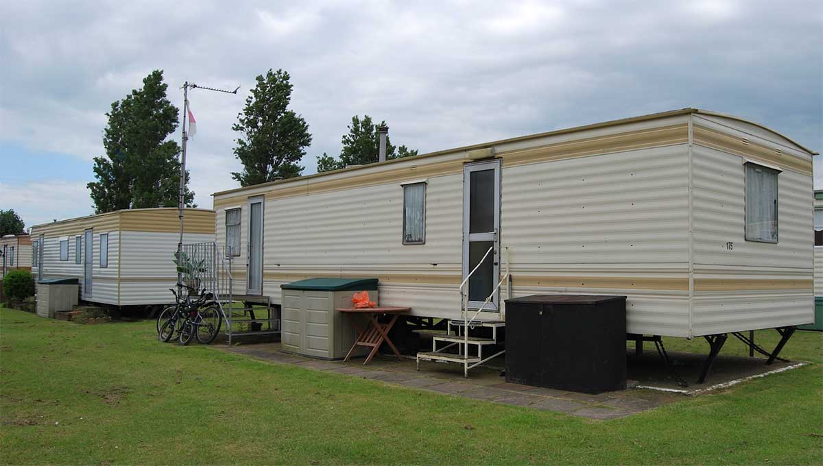 What Happens If You Walk Away From a Mobile Home in a Park?
